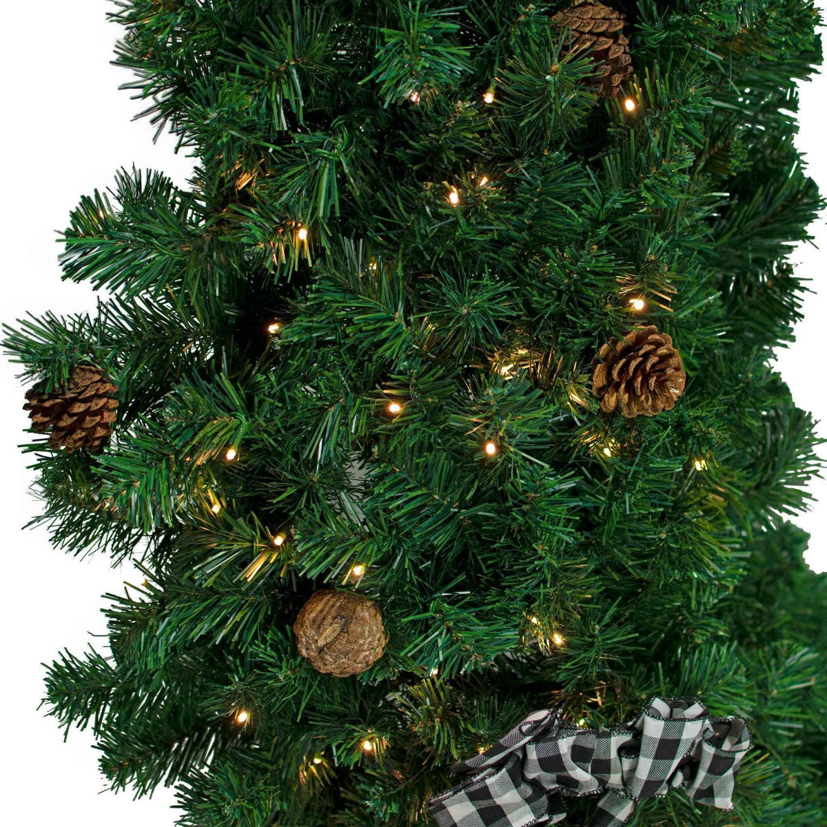 8FT Pre-Lit Premier Pine Fir Christmas Wreath - Lee Display
