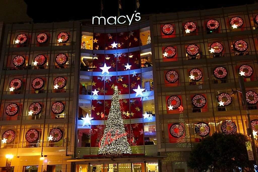 Macy's Union Square San Francisco December 2016 - Lee Display