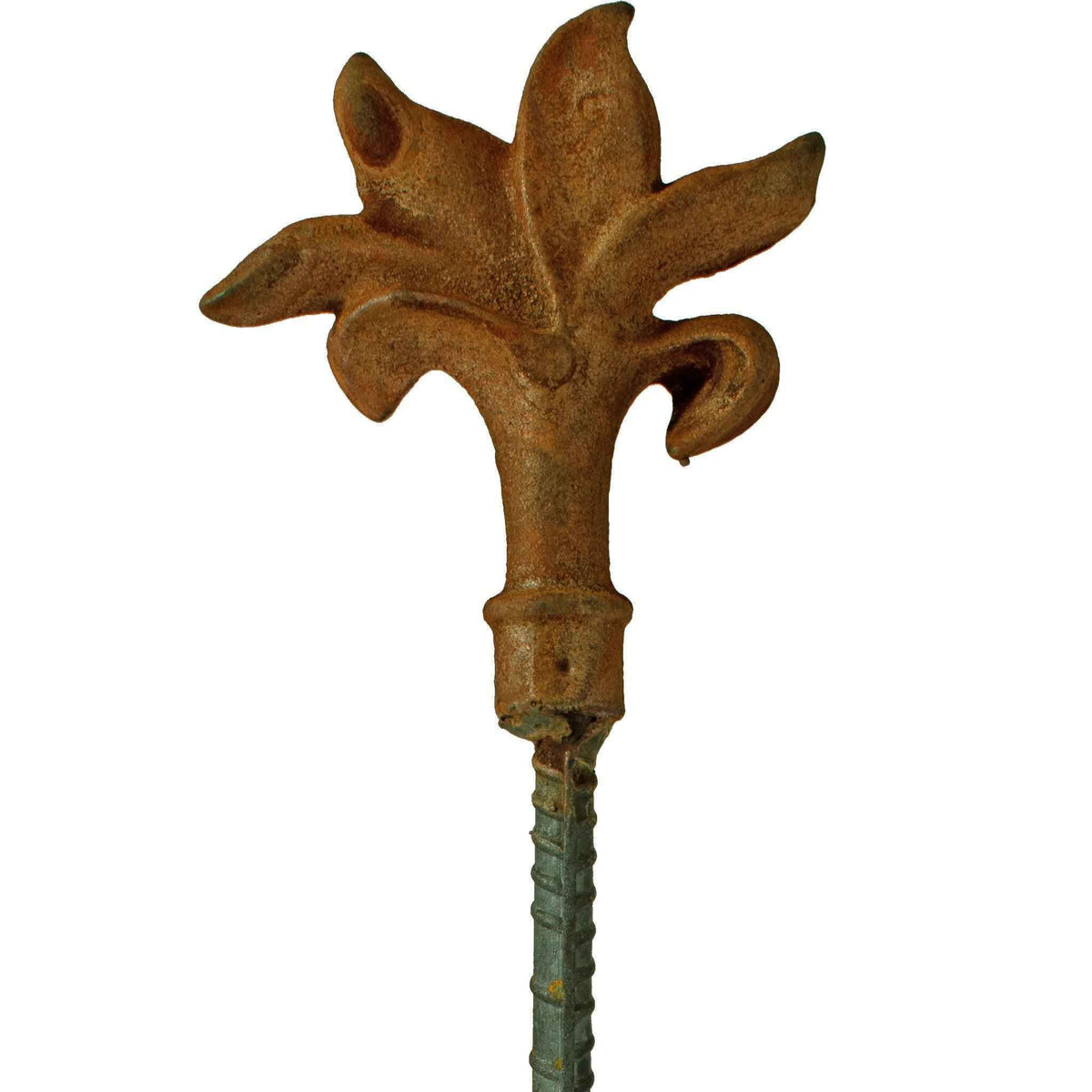Fleur-De-Lis Garden Hose Stake Guides - Lee Display
