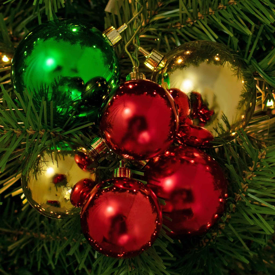 The Classic Christmas Ball Cluster - Lee Display